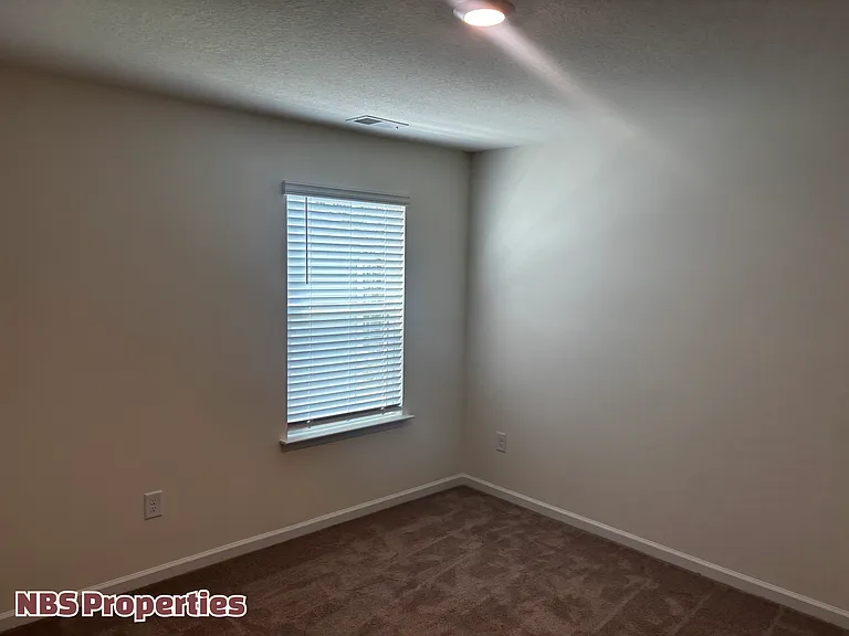 12309 Manhattan Ln — Photo 21