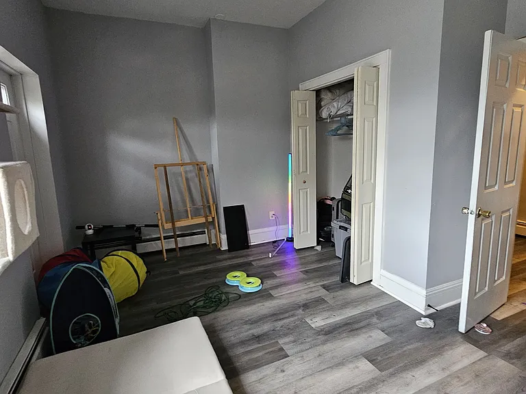 15 Ten Broeck St #1 — Photo 18