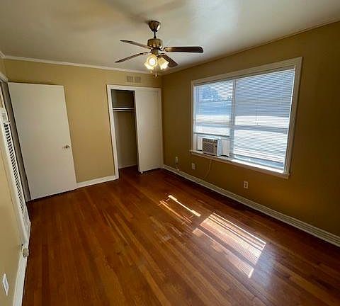 4th image of 214 Jewel St APT F