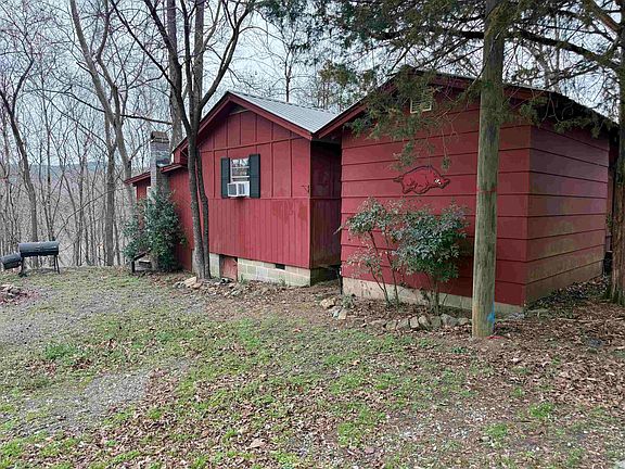 4th image of 300 Canyon Rd