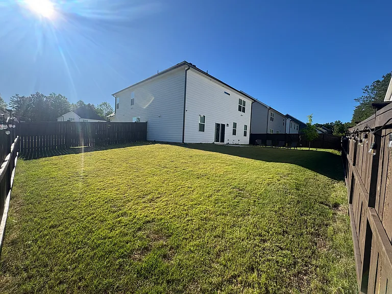339 Springwood Ln — Photo 10