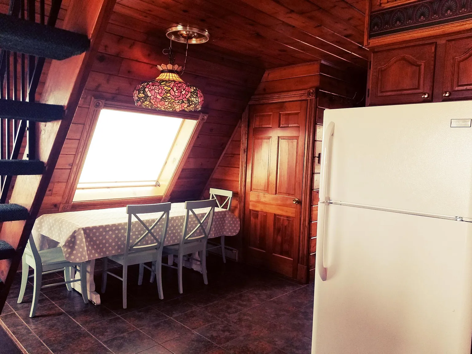 2 bed, 950 sqft, $2,000 — Photo 2
