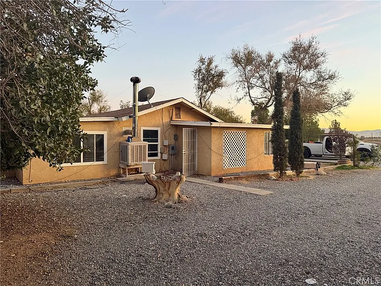 16100 Navajo Rd — Photo 3
