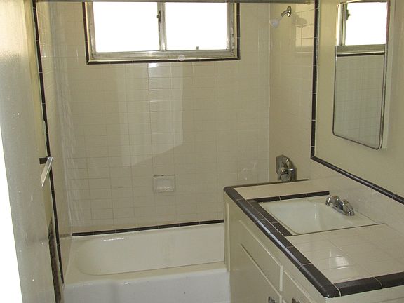 3rd image of 3953 Don Tomaso Dr APT 7