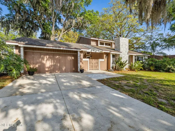 4425 BEACON Drive W, Jacksonville, FL 32225