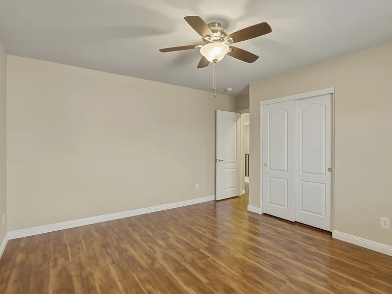 724 Picasso Picture Ct — Photo 30