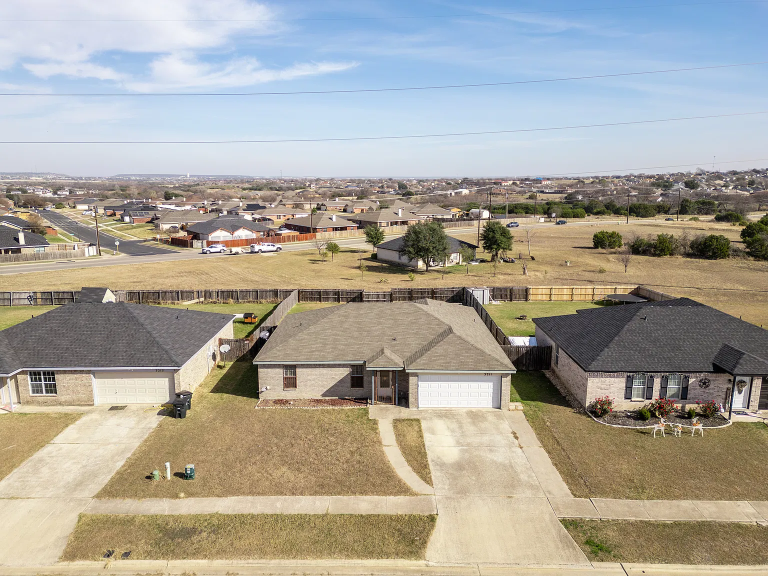 3211 Tom Lockett Drive - 1 — Photo 3