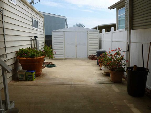 4th image of 158 Dahlia Way #158