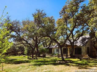 9810 Park Dr, Helotes, TX 78023