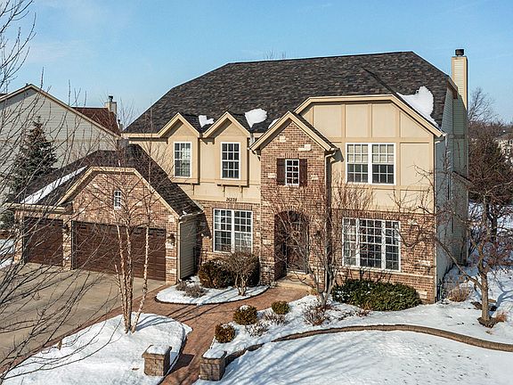 3rd image of 26228 Whispering Woods Cir