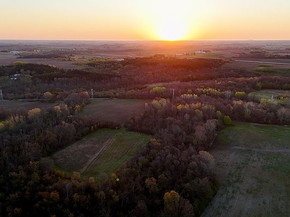 4th image of Blueberry Ln