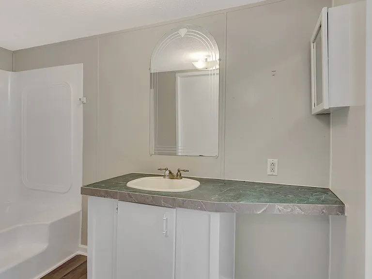 2751 Malvern Ave — Photo 34