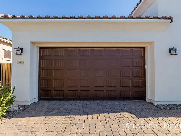 15149 S 186th Ln — Photo 24
