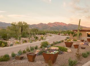 2705 N Megafauna Ct, Tucson, AZ 85749