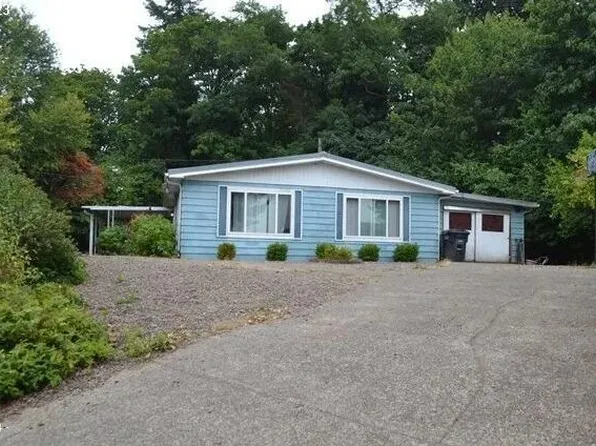 539 NE 1st St, Toledo, OR 97391