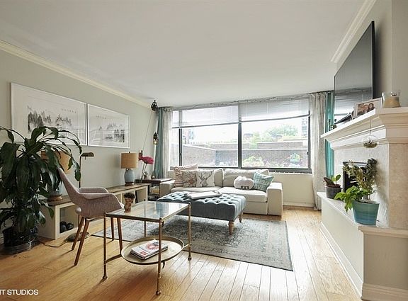 2nd image of 1555 N Sandburg Ter APT 109K
