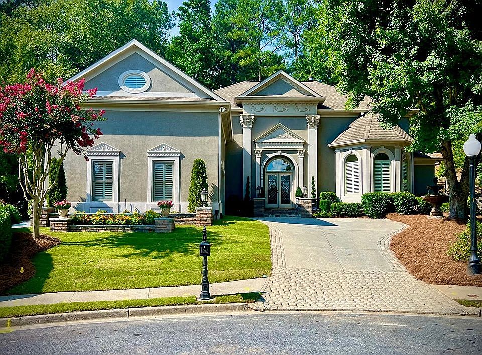 1st image of 660 River Falls Ct