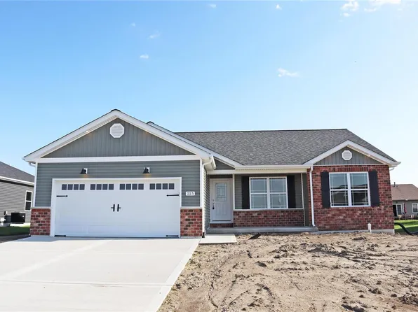 115 Reagan Dr, Troy, IL 62294