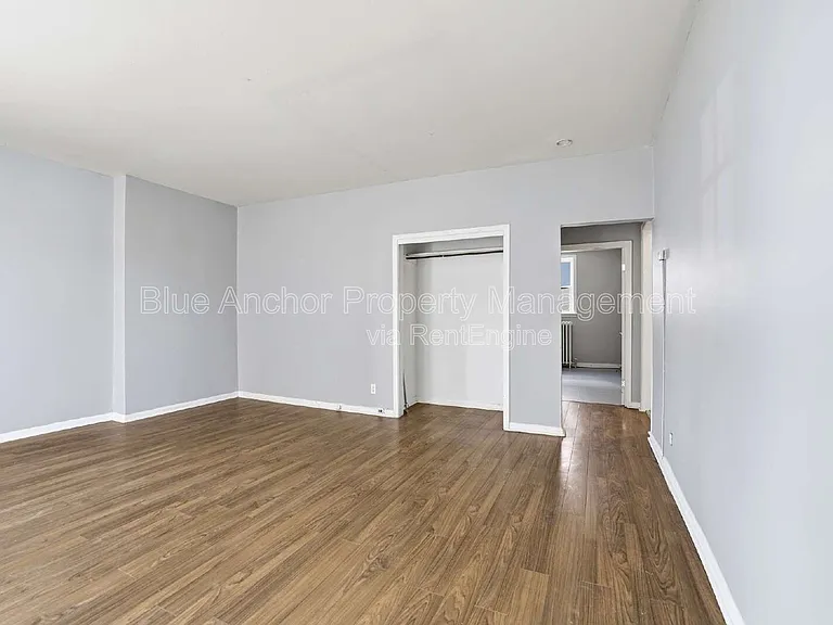 114 King St #2 — Photo 6