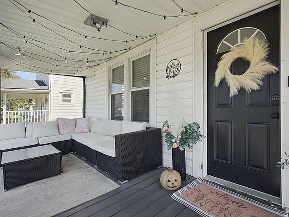 5th image of 624 Harrison Ave