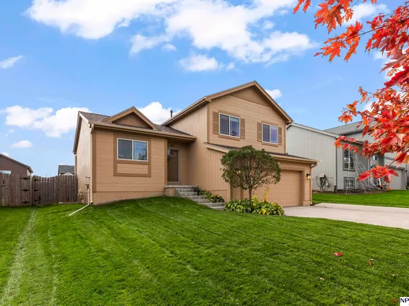 14615 Sunrise St, Bennington, NE 68007