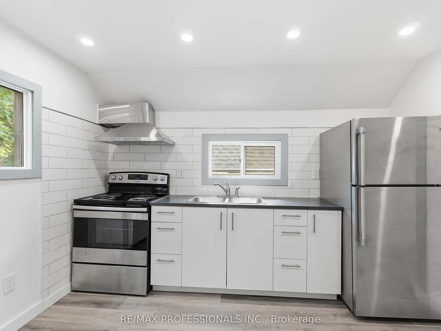 2 bed, $1,550 — Photo 3