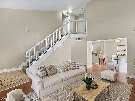 3rd image of 8069 Teresita Ave