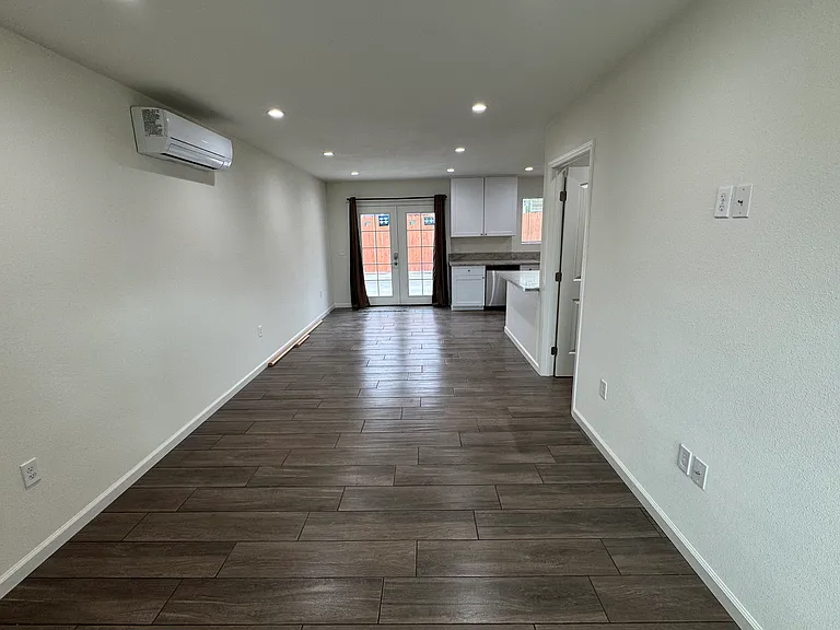 6461 Winnetka Ave #ADU — Photo 6