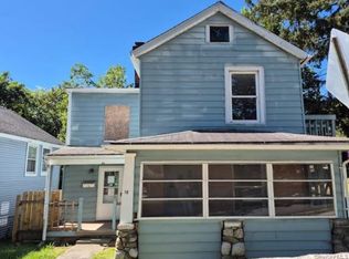 10 Hoffman St, Middletown, NY 10940