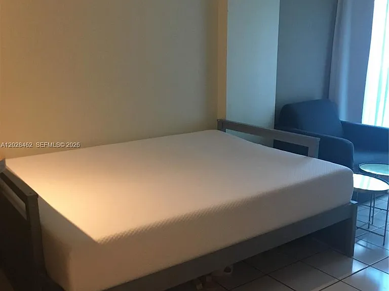 400 Kings Point Dr #104 — Photo 17
