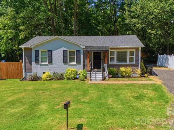 131 Hickory Ln, York, SC 29745