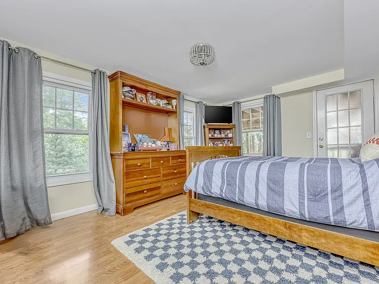 Basement bedroom with exit
