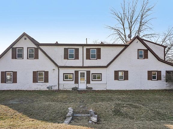 3rd image of 1001 West Bender ROAD