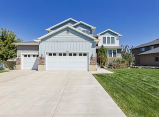 518 W Regal View Dr, Saratoga Springs, UT 84045