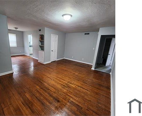 4th image of 2425 Malden Rd