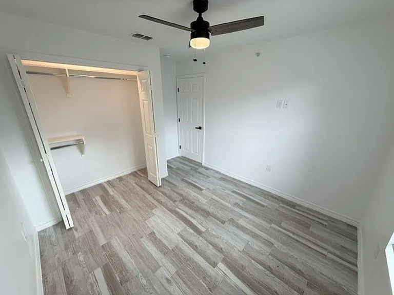 2717 N Arkansas Ave — Photo 12