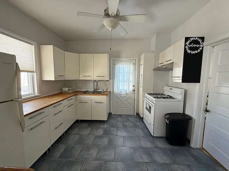 3 N Wissahickon Ave — Photo 9