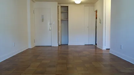 Rented by Realty Queens LLC