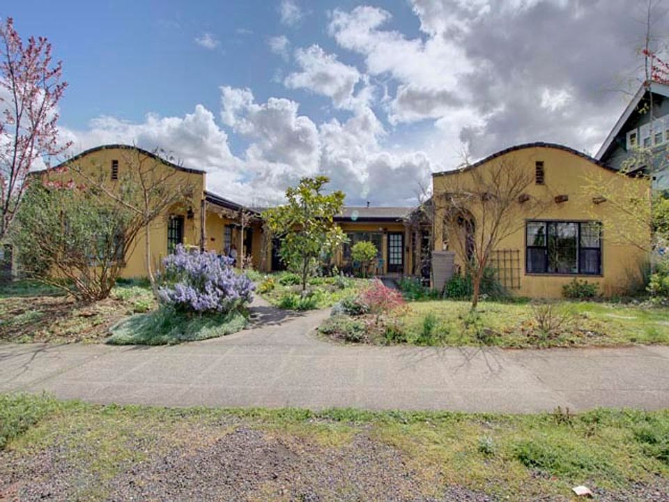 1st image of 5244-5308 NE Wistaria Dr #5302