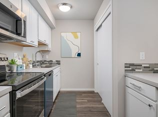 Brand New 2 Bed 1 Bath Available Today! Huge Floor Plan!, Marysville, WA 98270