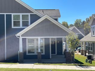 550 Twin Lake Rd, Greenville, SC 29609