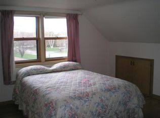 848 Maple St, Cleveland, WI 53015