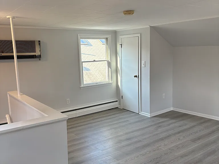 14 Main St #1 — Photo 18