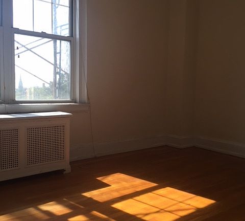 3rd image of 36 Plaza St E APT 7G