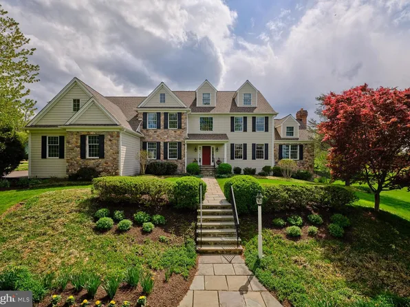 1300 Sackettsford Rd, Ivyland, PA 18974