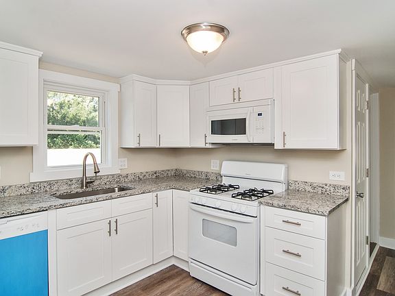 5th image of 3002 Adams St