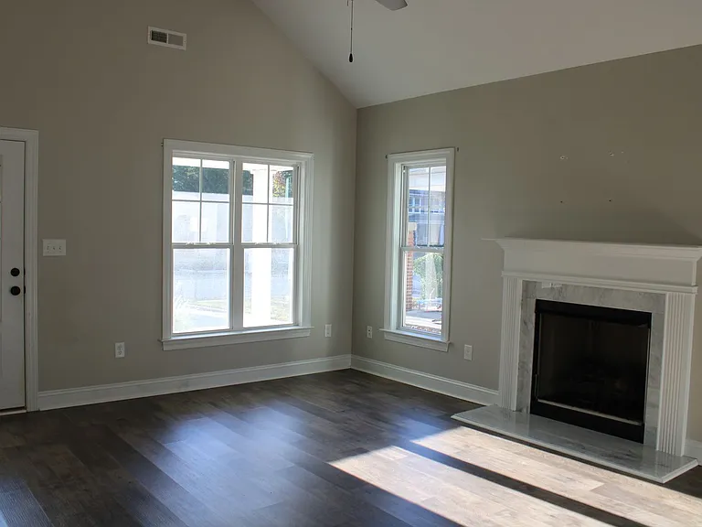 908 Branch St NW — Photo 17