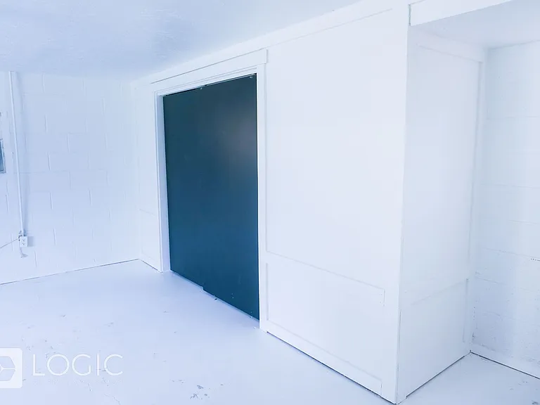 1238 Oak St #1 — Photo 18