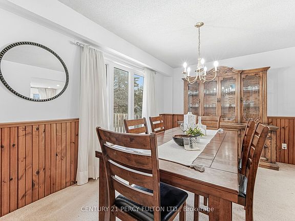 5th image of 782 Aspen Rd