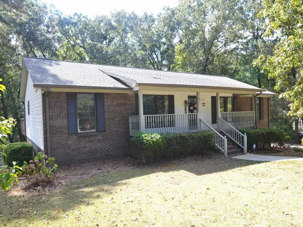 25 Frankies Ln, Alabaster, AL 35007